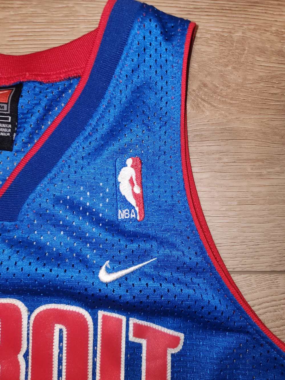 Vintage Y2K Nike Team Apparel Detroit Pistons Ben Wallace Youth Size Xl or Men S